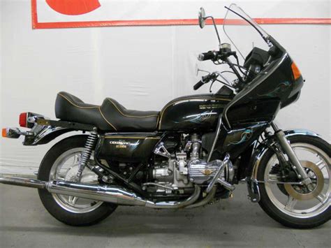 Buy Honda Goldwing Gl Cruiser On Motos