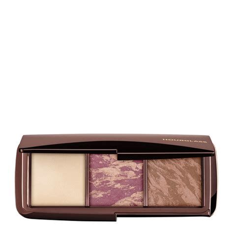 ซื้อ HOURGLASS เมคอัพ Cruelty-free ของแท้ ส่งฟรี* | Sephora Thailand