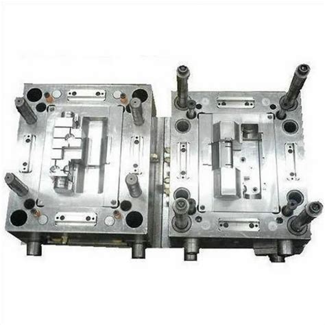 Plain P Steel Plastic Hot Runner Injection Mould For Moulding Way At Piece In