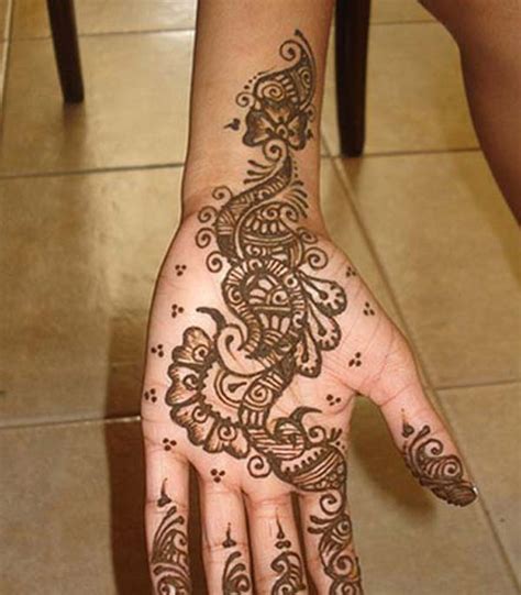 Peacock Mehndi Designs For Hands