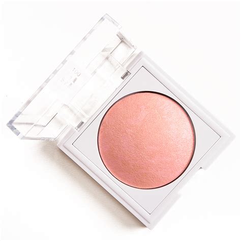 CoverGirl Light Rose TruBlend Blush Review, Photos, Swatches