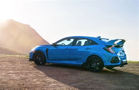 Facelifted 2020 Honda Civic Type R Makes Us Debut Looks Great In Boost Blue Autoevolution