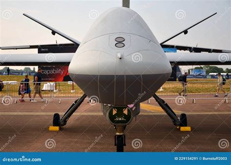 General Atomics MQ 1 Predator Drone UAV Remotely Piloted Military