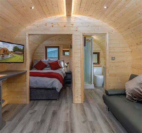 Glamping Paradise Pods in Tourist City