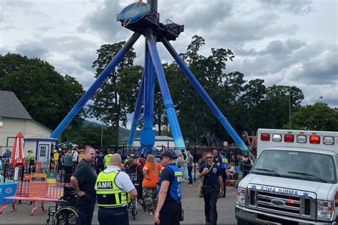 Oaks Park Atmosfear Ride In Oregon Left People Stuck 50 Feet In The Air