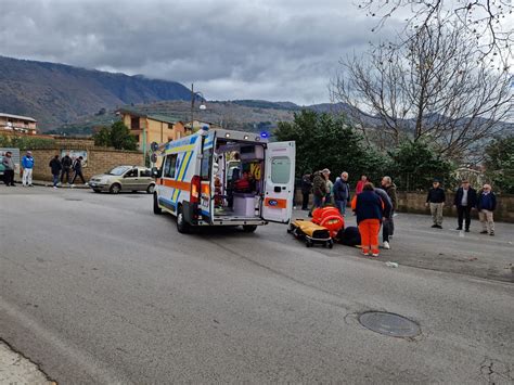 Quadrelle Inseguimento Con Sparatoria Tra Digos Malvivente Ferito