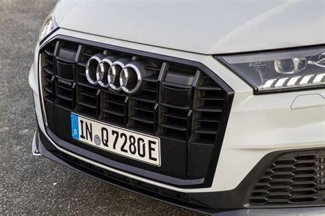 Audi Q Tfsi E Quattro Dos Versiones H Bridas Enchufables Y Hasta