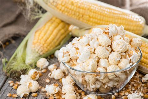 Воздушная кукуруза: как можно приготовить попкорн в домашних условиях