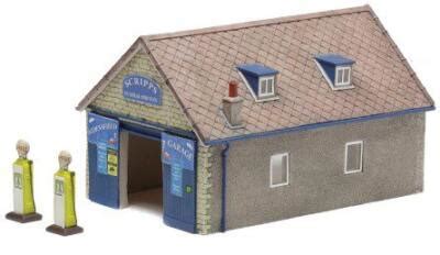 Bachmann Scenecraft Goathland Garage Woodpecker Model Railways