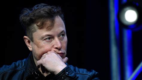 Elon Musk verliert offenbar gut 200 Milliarden US Dollar Vermögen DER