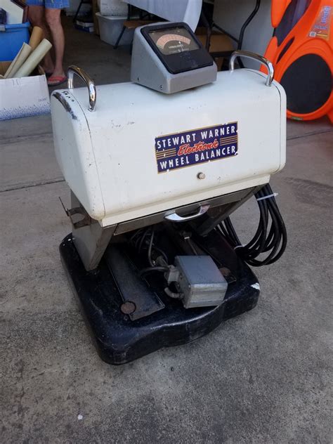 Stewart Warner Electric Wheel Balancer The H A M B