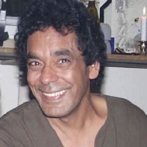 Mohamed Mounir - Age, Family, Bio | Famous Birthdays