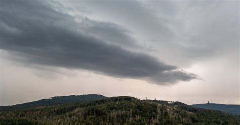 Schauer und Gewitter ab Freitag Wo es am Wochenende ungemütlich wird 1 1