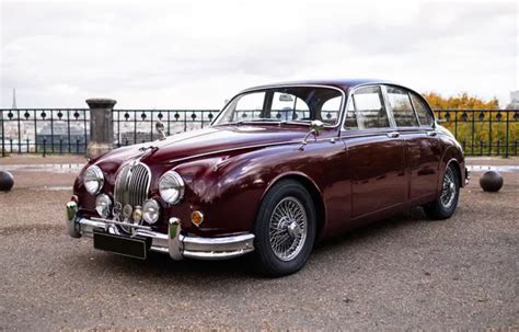 1959 Jaguar Mk2 38 Vin 210309bw Classiccom