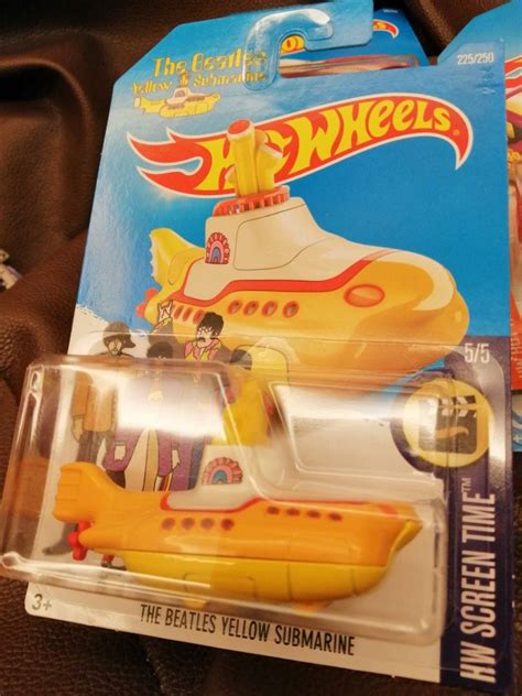 Hot Wheels IT Boat Thử Thách Tốc Độ Trên Biển Cùng Xe Đua Hot Wheels Chọn Ngay Cho Những Trải