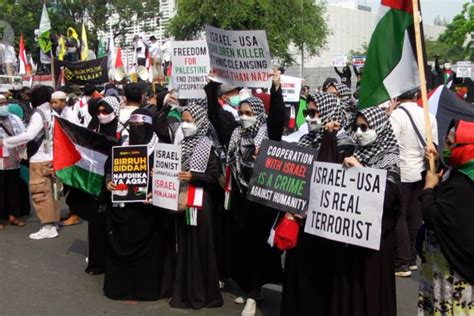 Unjuk Rasa Bela Palestina Digelar Di Depan Kedubes As Antara News