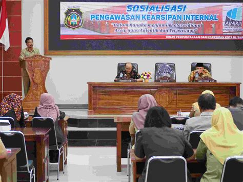 Dinas Kearsipan Dan Perpustakaan Gelar Sosialisasi Pengawasan Kearsipan