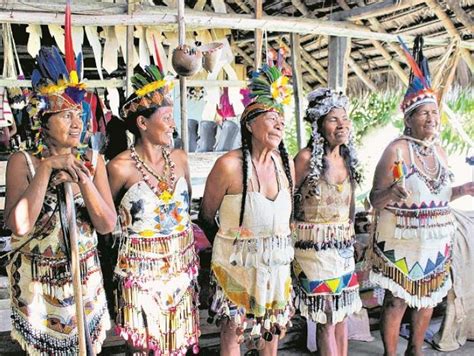 Fotografía El rezo de las tribus indígenas por la protección del Amazonas