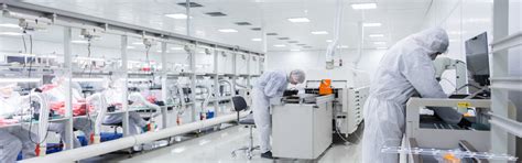 Best Lighting for Laboratories: Choosing the Right LED Lights