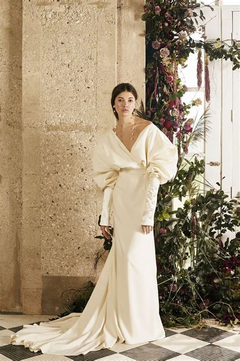 These Are Our Favorite Wedding Dresses That Are Sure To Turn Heads