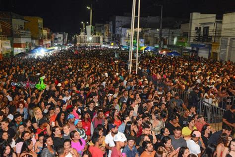 Showza O De Z Vaqueiro Multid O Em Surubim Entra No Ritmo Do