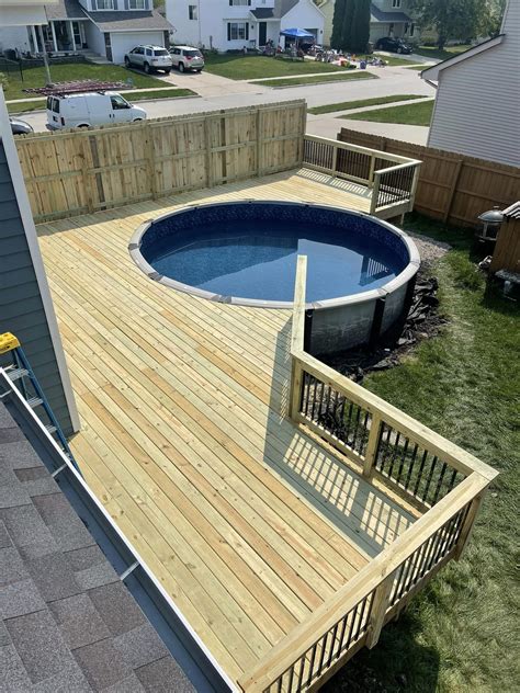 Untitled - Des Moines Deck