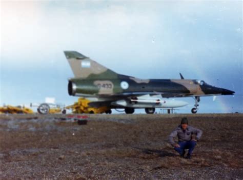 IAI Dagger A 6 Brigada Aérea Argentina 1982 au 1 48