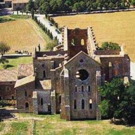 Abbazia Di San Galgano A Chiusdino