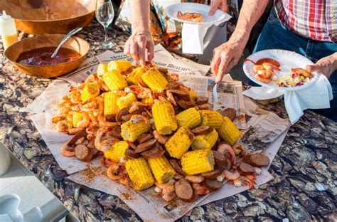 A Seafood Lover S Guide To A Seafood Boil 🔥 Seafood Peddler