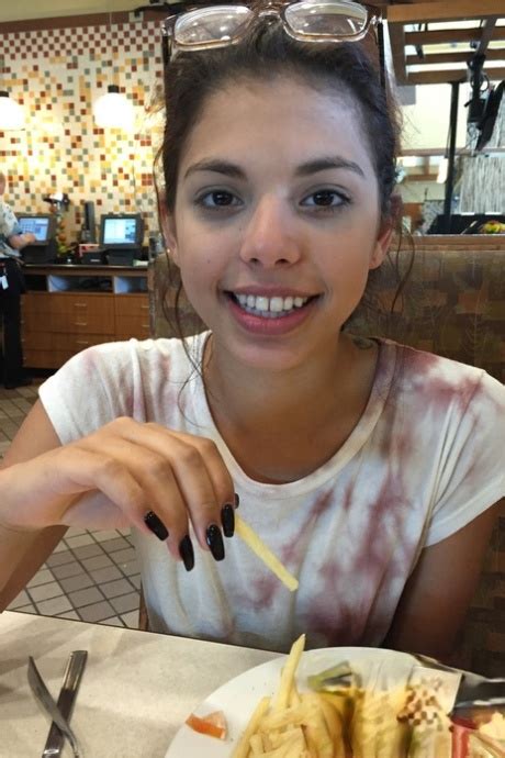 Amateur Girlfriend Gina Valentina Teases With Her Ass And Poses On The Beach Coedcherry