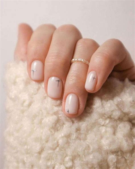 diseños de uñas nude que respiran lujo silencioso y son tendencia este Uñas nude