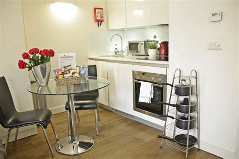 London City Apartments Liverpool Street | Urban Stay