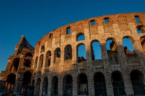 Kolosseum Urspr Nglich Bekannt Als Das Flavische Amphitheater Das Im