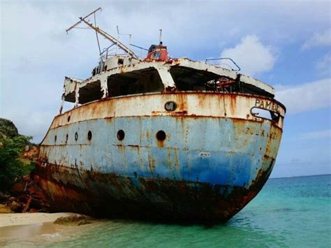 Pin By Maddy Blu On Relitti Abandoned Ships Old Sailing Ships