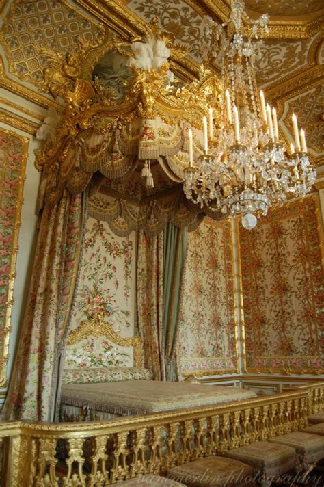 The Queens Bedroom Marie Antoinette Palace Of Versailles Versailles