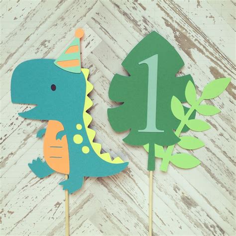 Dinosaur Cake Topper Smash Cake First Birthday Etsy Canada En 2022 Decoracion De Dinosaurios