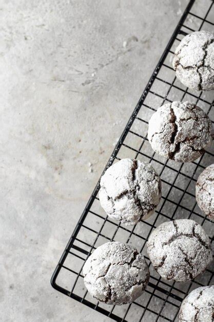 Biscuits Craquel S Aux P Pites De Chocolat Grille M Tallique Avec