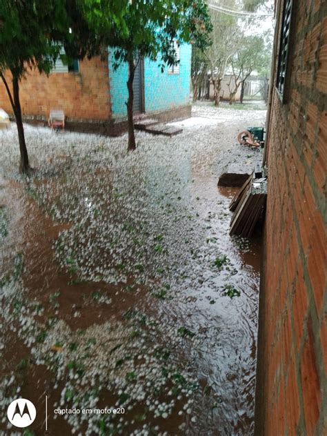 V Deo Chuva Granizo Assusta Moradores No Interior