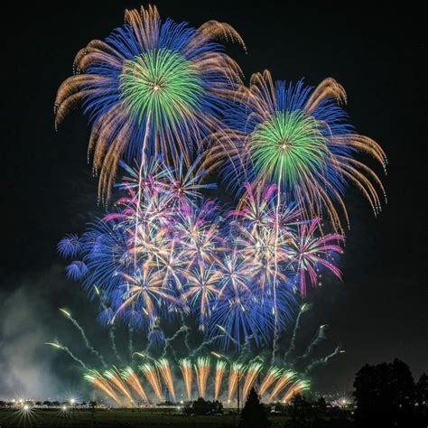 Festivales de fuegos artificiales en Japón por Keisuke MUNDO FLANEUR