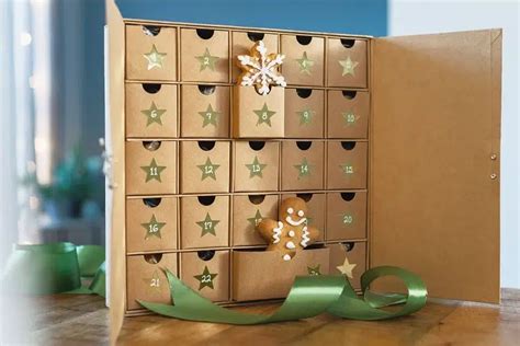 How To Make An Advent Calendar From Cardboard