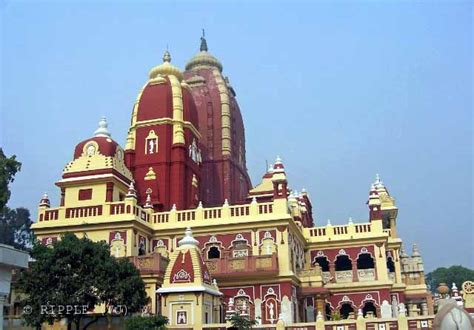 Colorful Birla Temple @ Delhi, INDIA