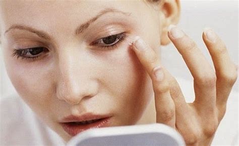 Trucos de belleza para lucir un rostro más fino y delgado Mejor con Salud