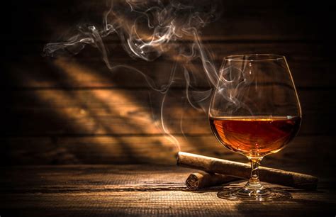 Les Meilleurs Whiskys Irlandais Boire Avec Votre Cigare