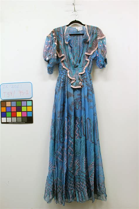 Critics explain why dame judith anderson was a stage powerhouse 29