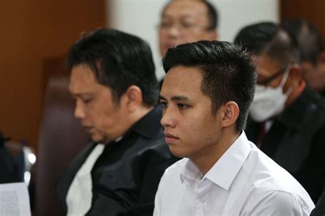 Hakim Etik Putuskan Bharada Eliezer Tetap Jadi Anggota Polri Dan