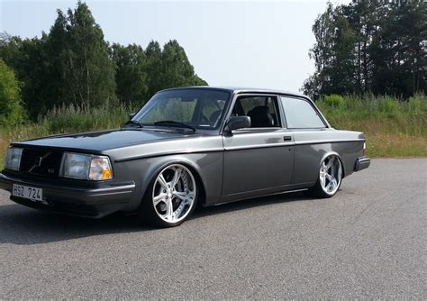 Volvo 242 w/ XC90 V8 : r/Volvo