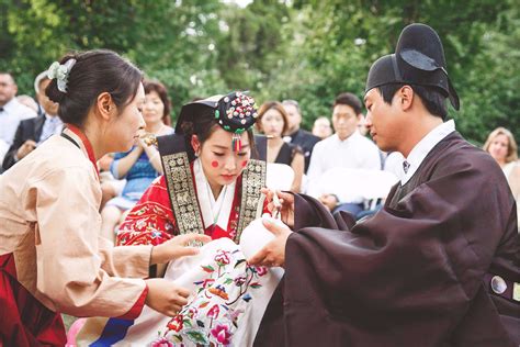 THE TRADITIONAL KOREAN WEDDING CEREMONY – BDK MINT