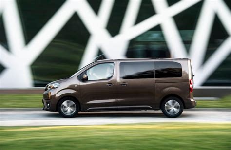 Toyota Proace Verso | Reviews | Complete Car