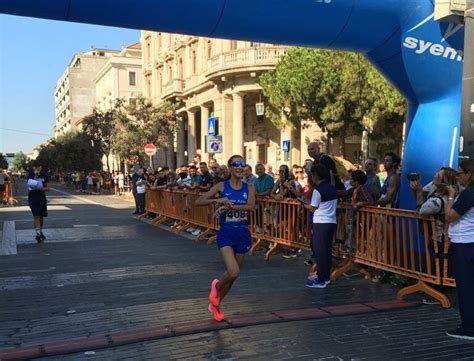 Tricolori Su Strada Nadia Battocletti Record Italiano Dei 10 Km