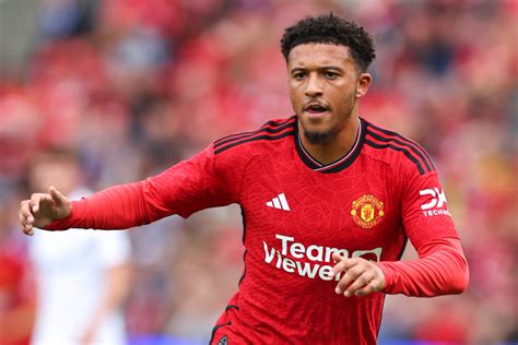 Manchester United Fans Have Got A Lot To Say About Jadon Sancho As He